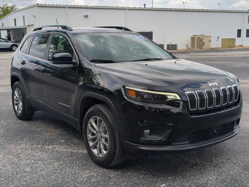 2022 Jeep Cherokee Latitude Lux