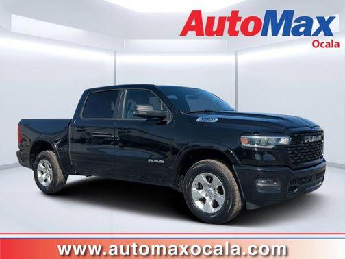 Diamond Black Crystal Pearlcoat 2025 RAM 1500 Big Horn/Lone Star
