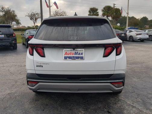 2025 Hyundai TUCSON SEL