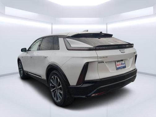 2024 Cadillac LYRIQ Sport