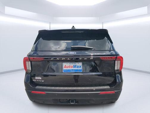 AGATE BLACK METALLIC 2025 Ford Explorer Active