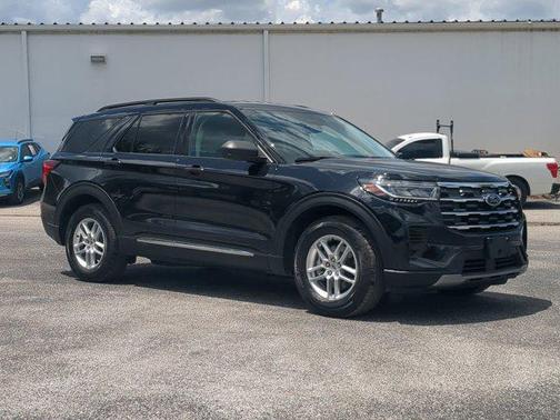 AGATE BLACK METALLIC 2025 Ford Explorer Active
