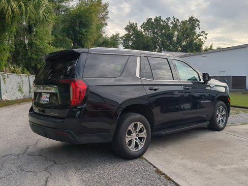 2022 GMC Yukon SLE