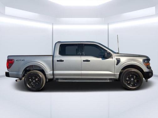 ICONIC SILVER METALLIC 2025 Ford F-150 XLT