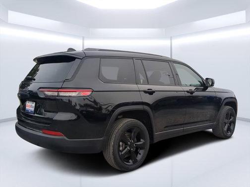 2022 Jeep Grand Cherokee L Altitude