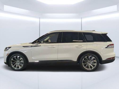 PRISTINE WHITE MET 3C 2025 Lincoln Aviator Reserve