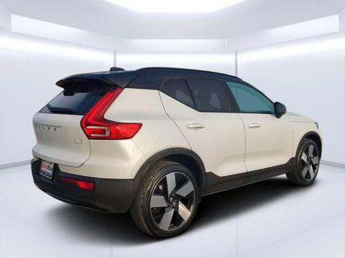 2024 Volvo XC40 Recharge Pure Electric Plus