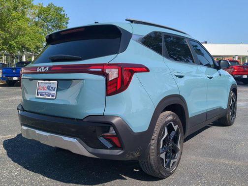 2025 Kia Seltos EX