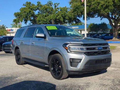 2022 Ford Expedition Max XLT