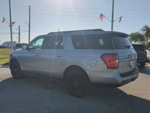 2022 Ford Expedition Max XLT