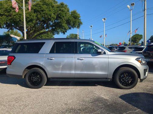 2022 Ford Expedition Max XLT
