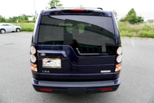 2015 Land Rover LR4 Base