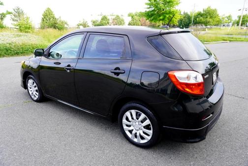 2010 Toyota Matrix Base