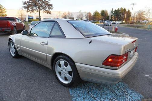 2000 Mercedes-Benz SL-Class Base