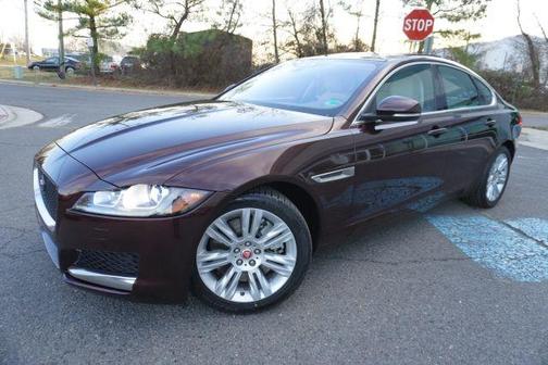 2017 Jaguar XF 35t Premium