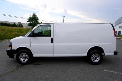 2020 GMC Savana 2500 Work Van