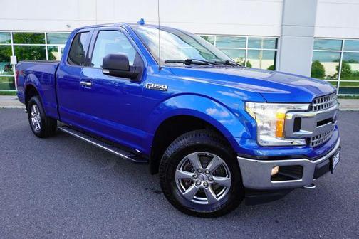 Blue 2018 Ford F-150 XLT