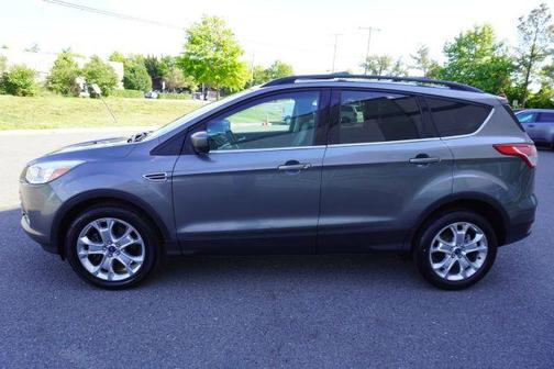 Gray 2013 Ford Escape SE