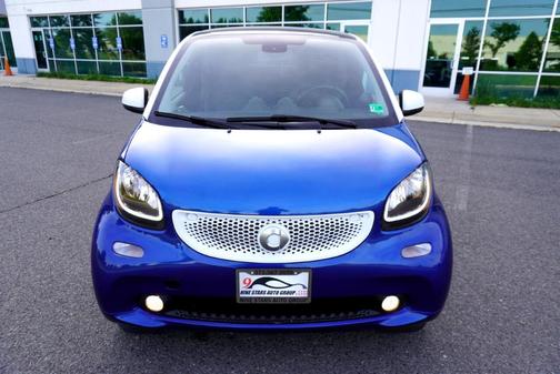 2017 smart ForTwo Passion