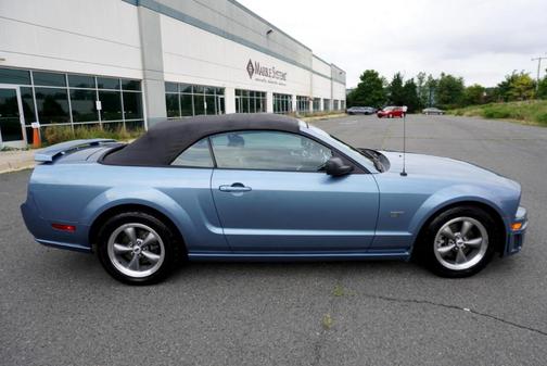 2005 Ford Mustang GT