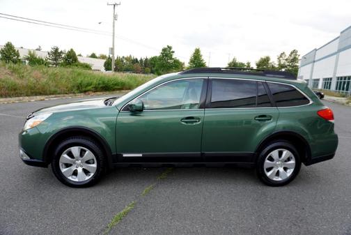 2011 Subaru Outback 3.6R Premium