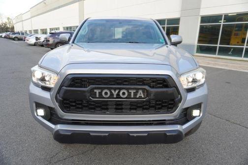 2016 Toyota Tacoma SR