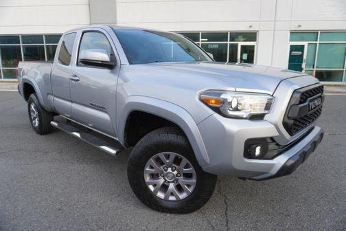 2016 Toyota Tacoma SR