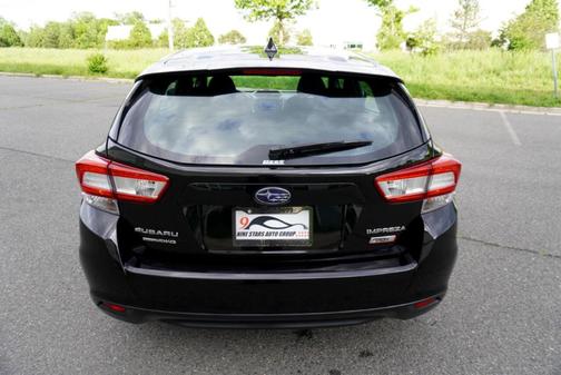 2017 Subaru Impreza 2.0i Sport