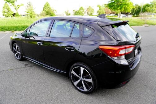 2017 Subaru Impreza 2.0i Sport