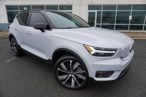 2021 Volvo XC40 Recharge Pure Electric P8