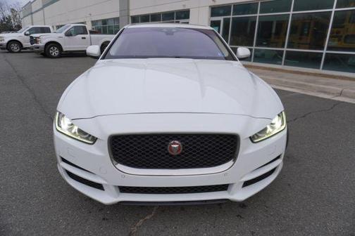 2017 Jaguar XE 35t Premium