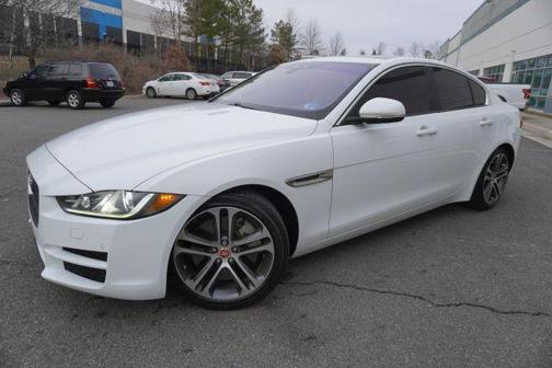 2017 Jaguar XE 35t Premium