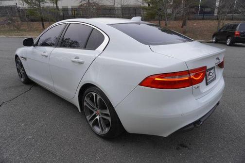 2017 Jaguar XE 35t Premium