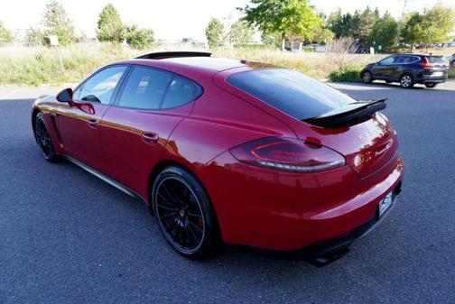 2014 Porsche Panamera GTS