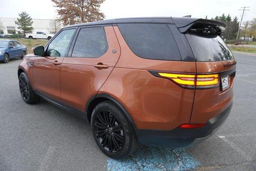 2017 Land Rover Discovery First Edition