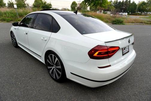 2018 Volkswagen Passat 3.6L V6 GT