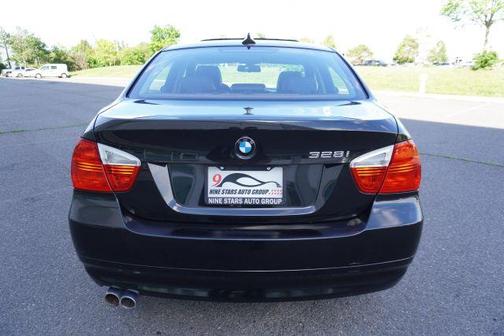 Black 2008 BMW 328 i