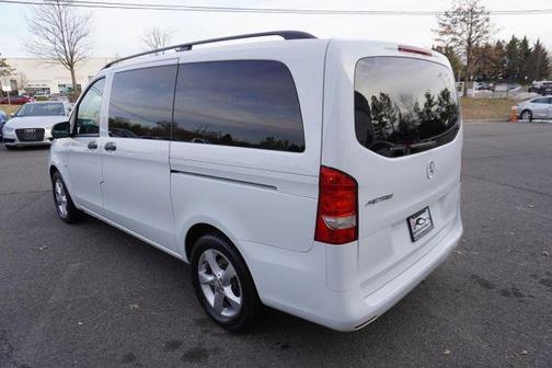 2016 Mercedes-Benz Metris Base