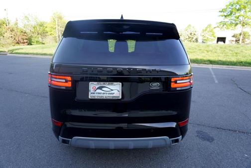 2020 Land Rover Discovery Landmark Edition