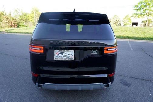 2020 Land Rover Discovery Landmark Edition