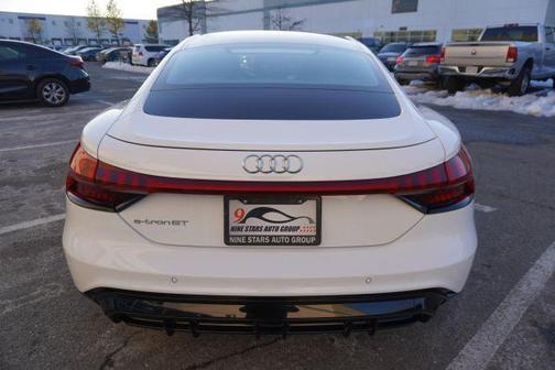 2022 Audi e-tron GT Premium Plus