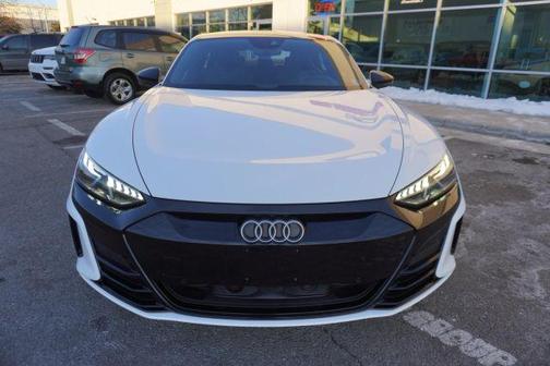 2022 Audi e-tron GT Premium Plus