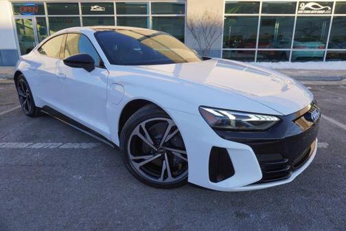 2022 Audi e-tron GT Premium Plus