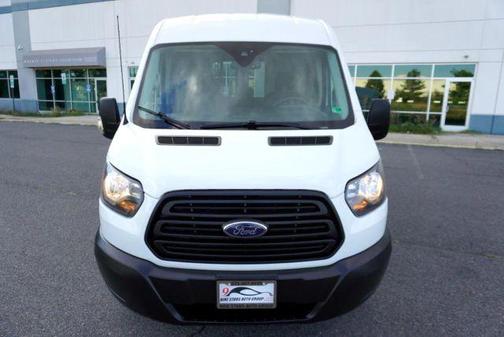 2019 Ford Transit-250 148 WB Medium Roof Cargo