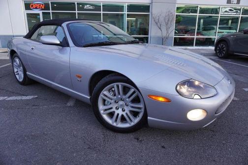 2006 Jaguar XKR 