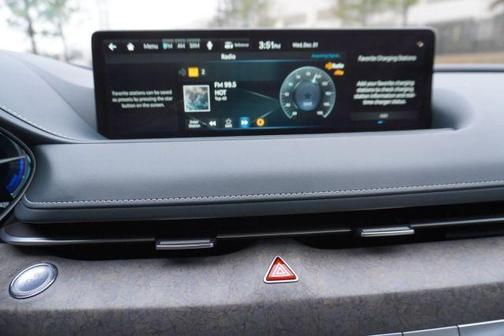 2023 Genesis Electrified G80 Base