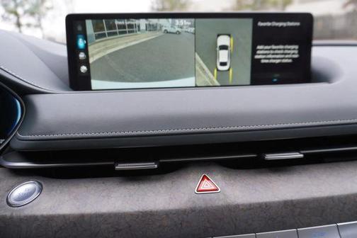 2023 Genesis Electrified G80 Base