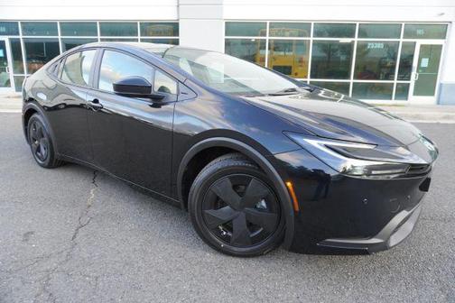 2025 Toyota Prius LE