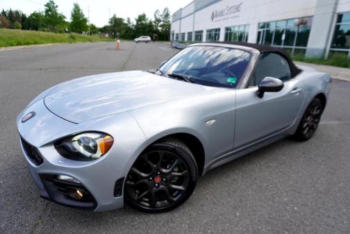 2019 FIAT 124 Spider Abarth