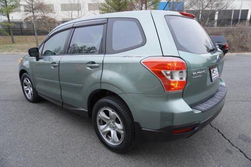 2014 Subaru Forester 2.5i